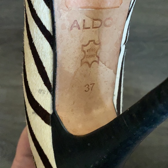 Zebra Print Open Toe Heels - Picture 5 of 6
